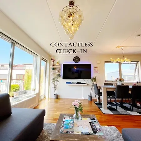 Apartment Floor Center Flat With Free Parking