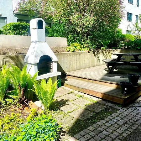 Floor Center Flat With Free Parking Apartment *