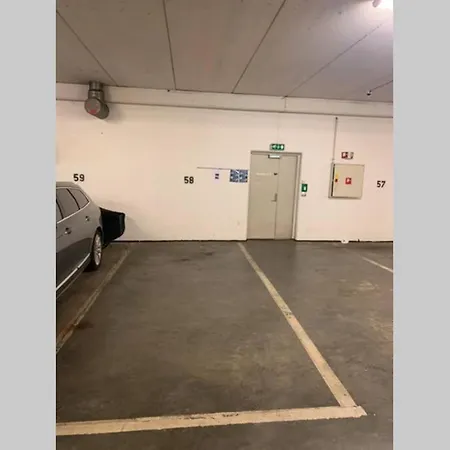 דירה Floor Center Flat With Free Parking *